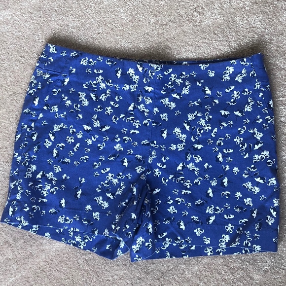 Banana Republic Blue Shorts - Picture 1 of 6